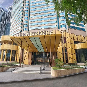 Renaissance & Convention Centre Hotell